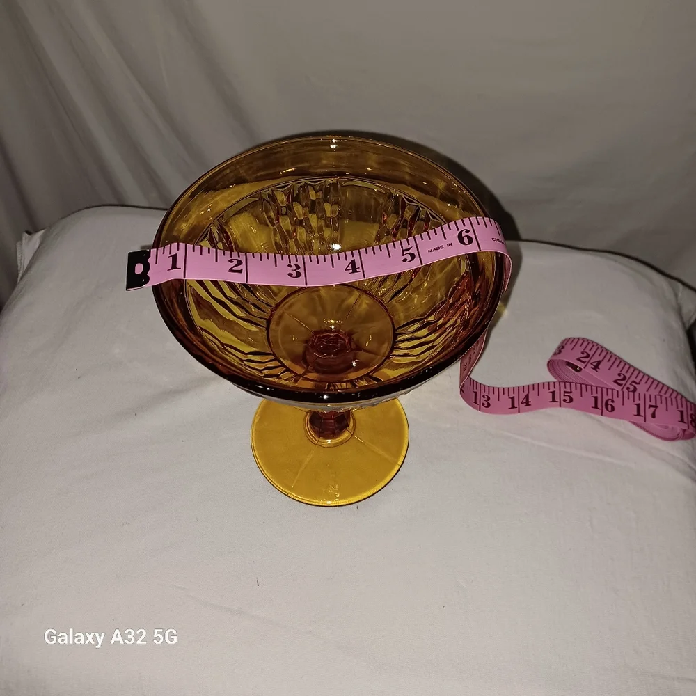 Vintage Amber Indiana Glass Compote Candy pedestal Dish Bowl. 6. 75" tall 6"wide - Picture 5 of 6